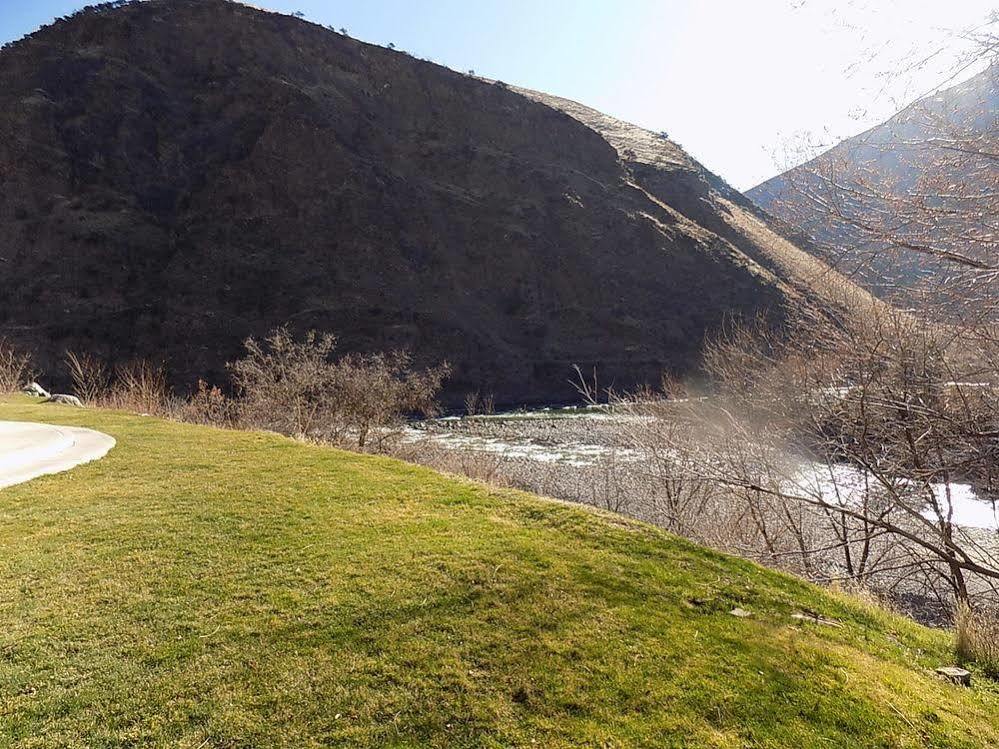 Salmon Rapids Lodge Riggins 외부 사진
